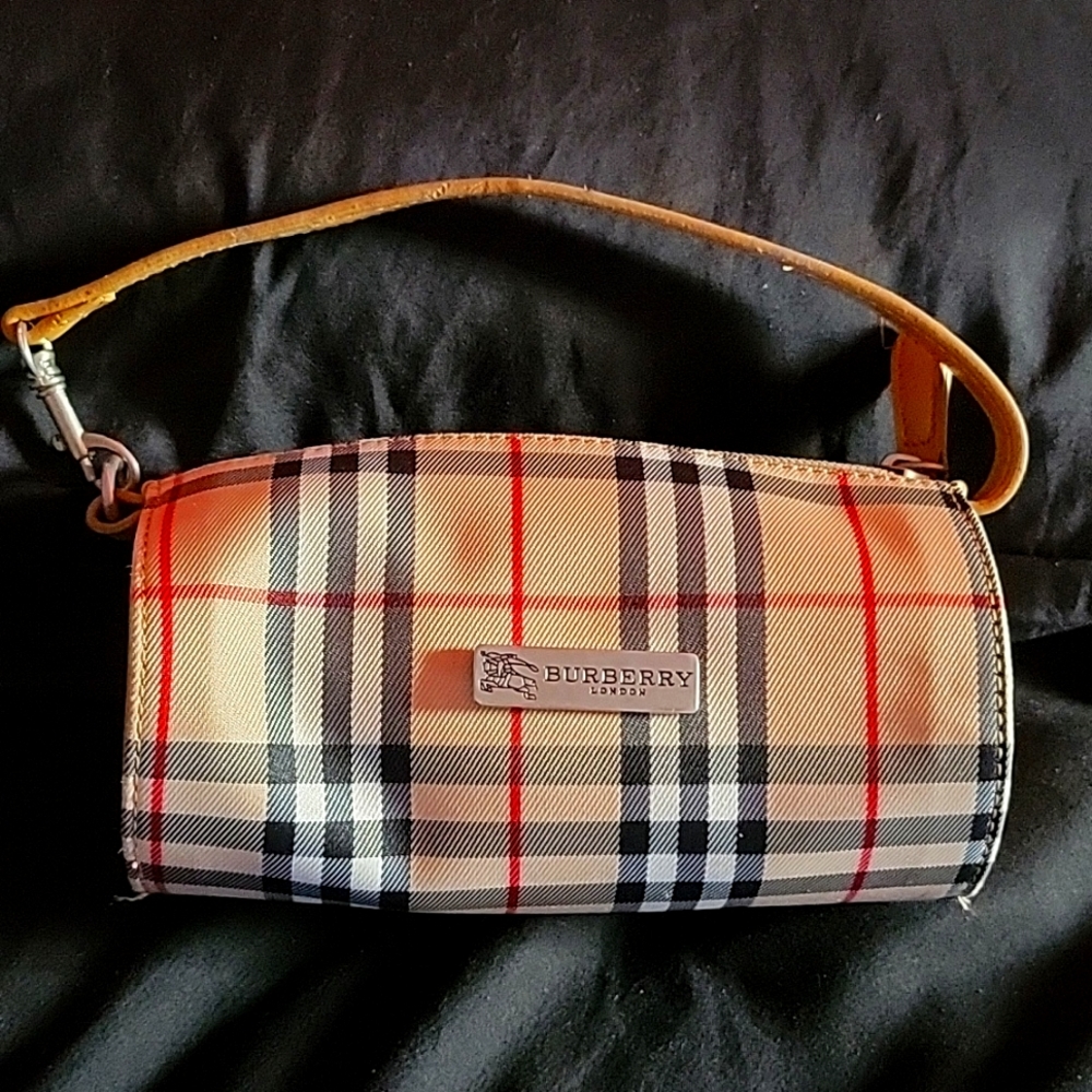Burberry Barrell Bag